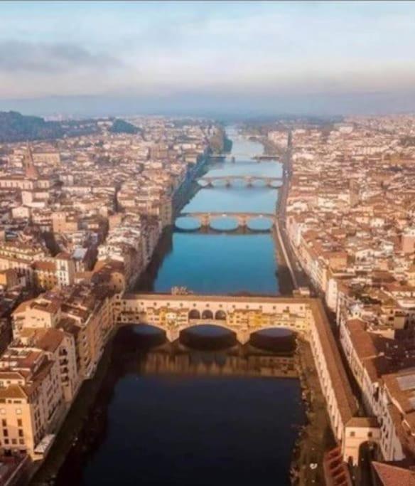 Very Central-100Mt From Central Train Station Florence Exterior photo